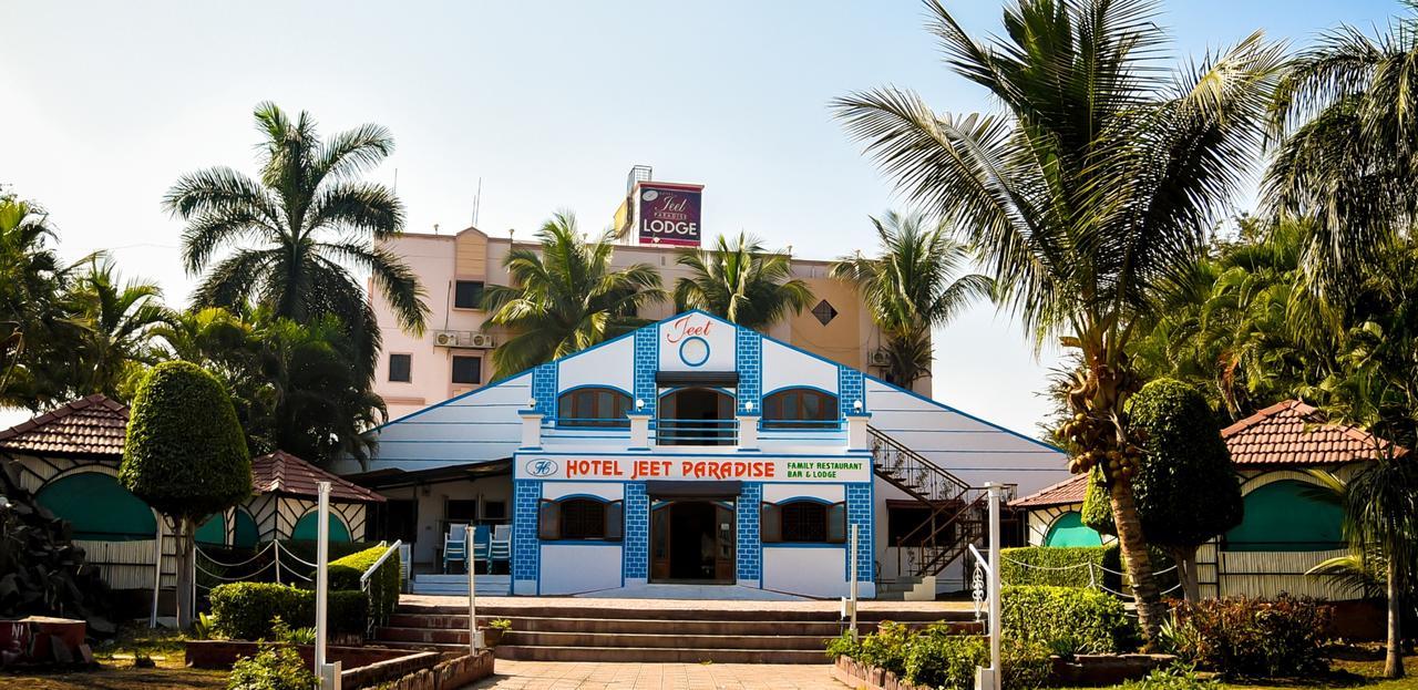 Hotel Jeet Paradise Phaltan Extérieur photo